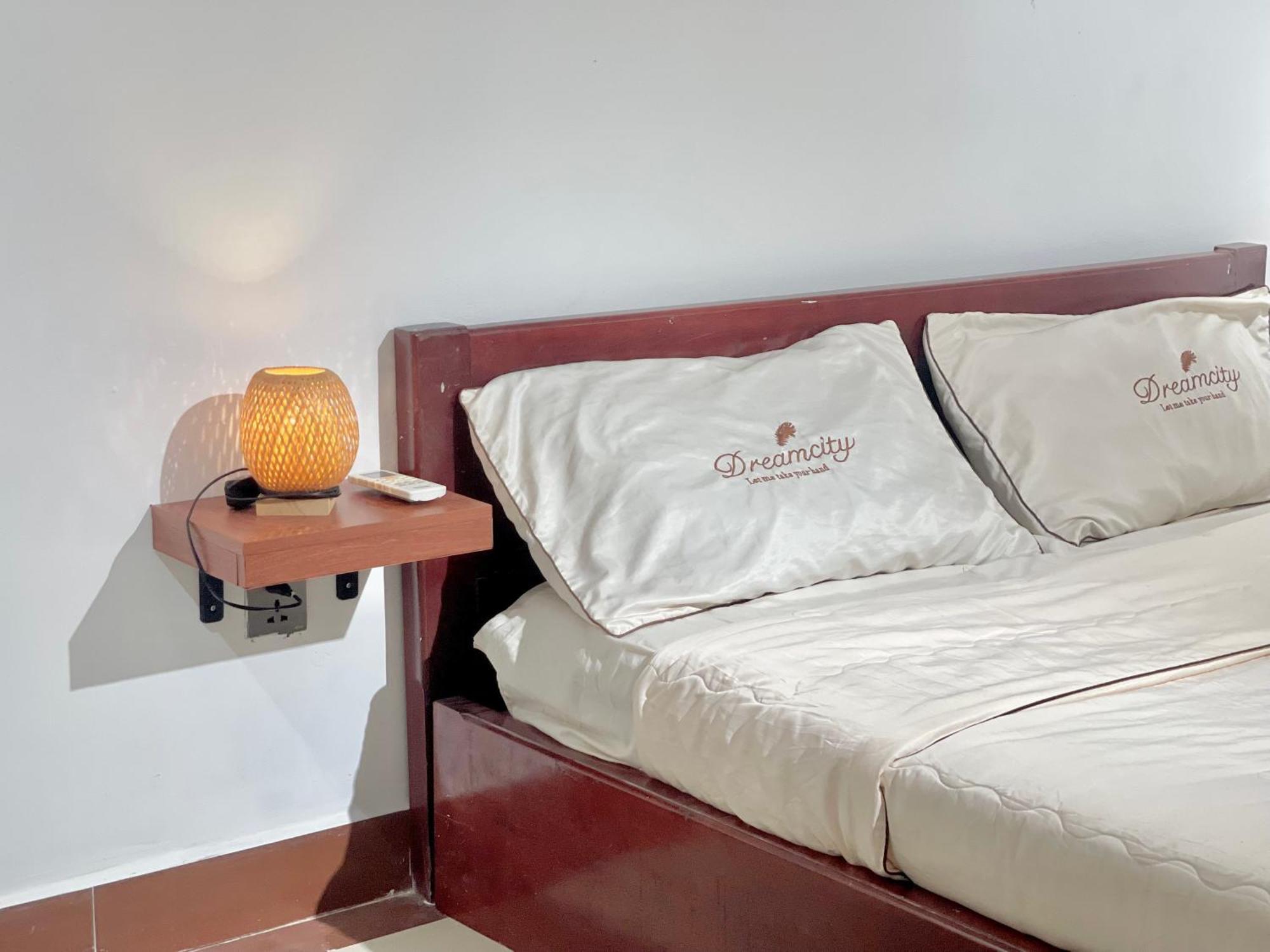 Sky Apartments Riverside - 50M To Royal Palace Πνομ Πενχ Εξωτερικό φωτογραφία