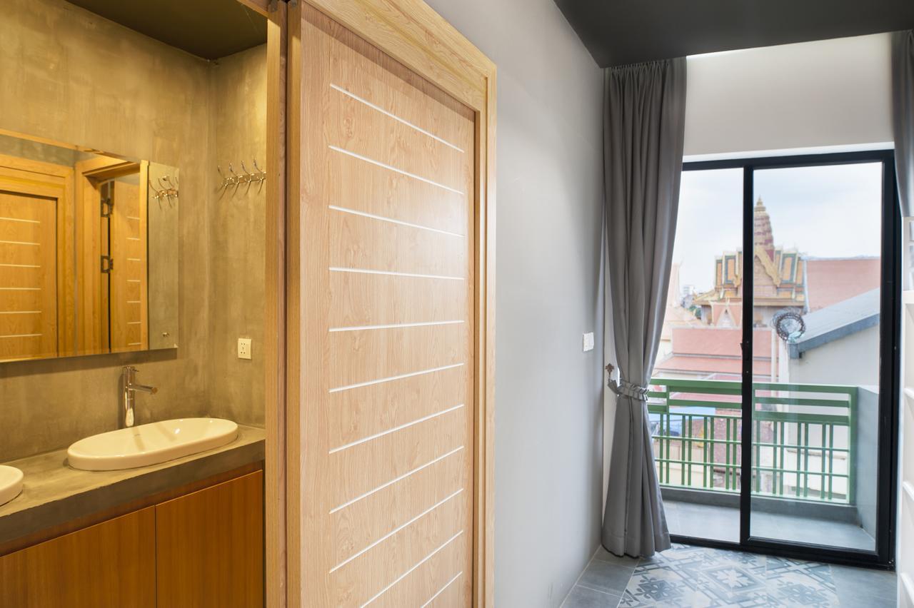 Sky Apartments Riverside - 50M To Royal Palace Πνομ Πενχ Εξωτερικό φωτογραφία